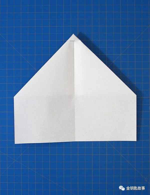 纸飞机的折法_纸飞机的折法飞得远又高简单一点  第2张