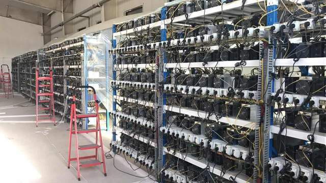 比特币矿机图片_比特币矿机结构图