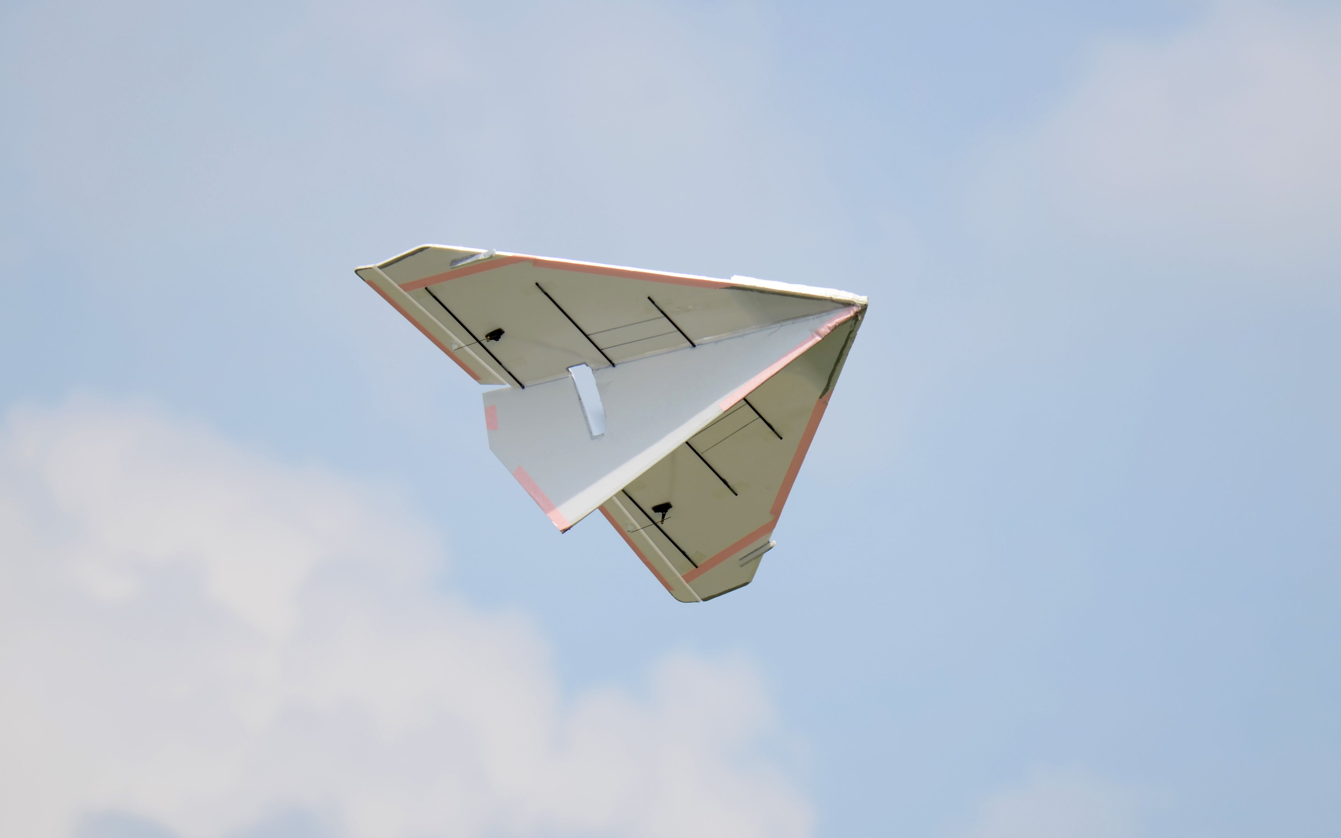纸糊飞机下载_纸飞机游戏paper plane games